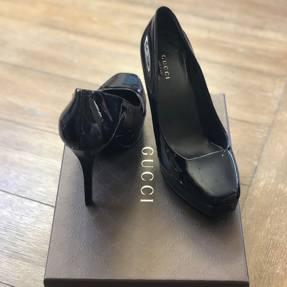 ⛔️SOLD⛔️Gucci Vernice Crystal Marine High Heel - Picture 1 of 8